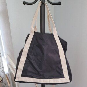 H&M Duffle Bag Overnight Weekender Neutral Preppy Athletic Vacation Travel Pack